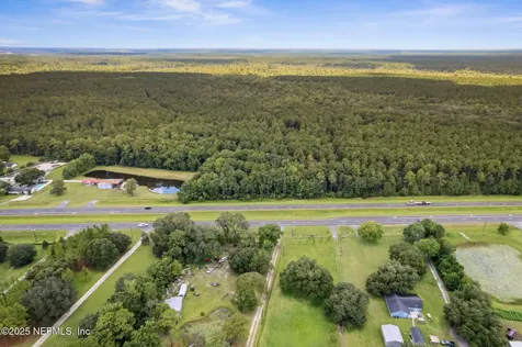 451632 State Road 200 Callahan FL 32011