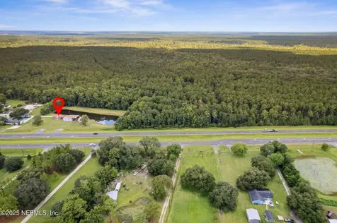 451632 State Road 200 Callahan FL 32011