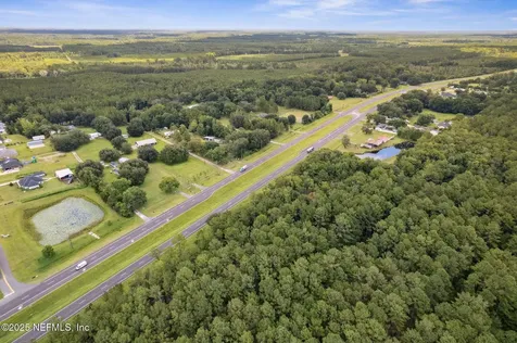 451632 State Road 200 Callahan FL 32011
