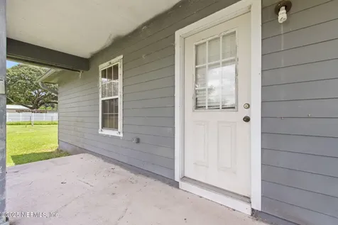 451632 State Road 200 Callahan FL 32011
