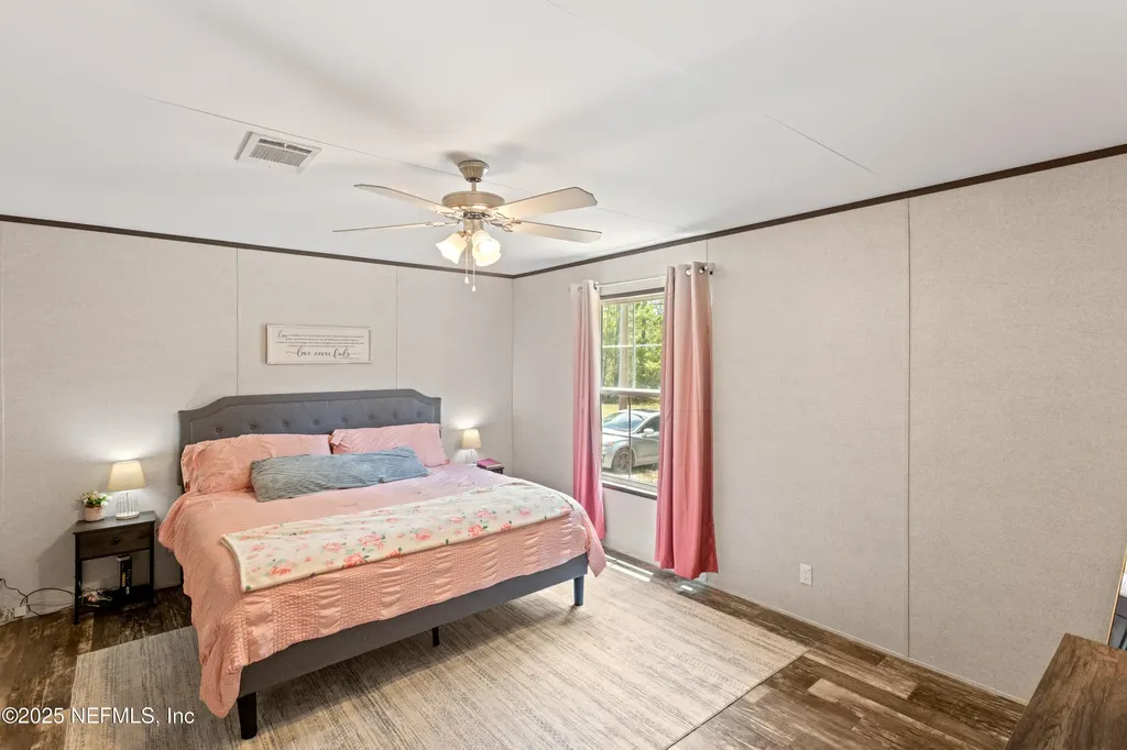 121 Kenny Lane Florahome FL 32140
