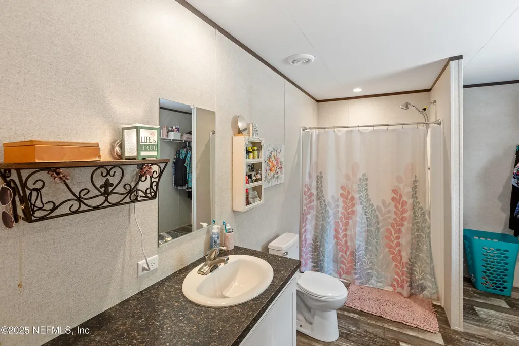 121 Kenny Lane Florahome FL 32140