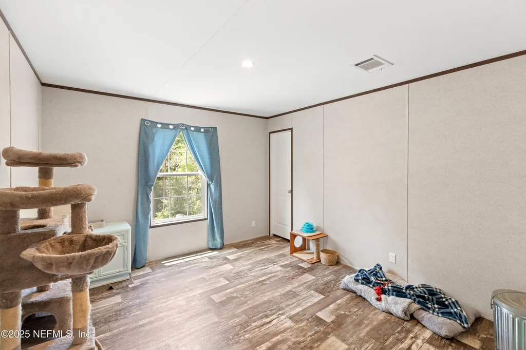 121 Kenny Lane Florahome FL 32140