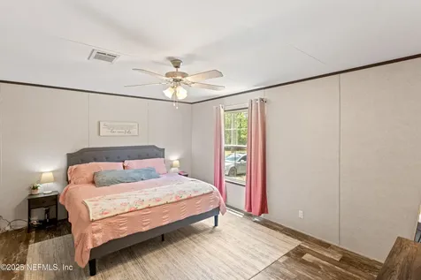 121 Kenny Lane Florahome FL 32140