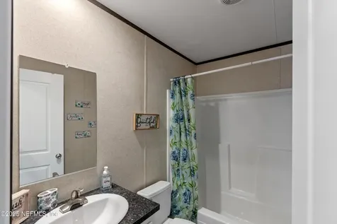 121 Kenny Lane Florahome FL 32140
