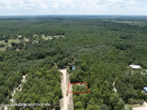 121 Kenny Lane Florahome FL 32140