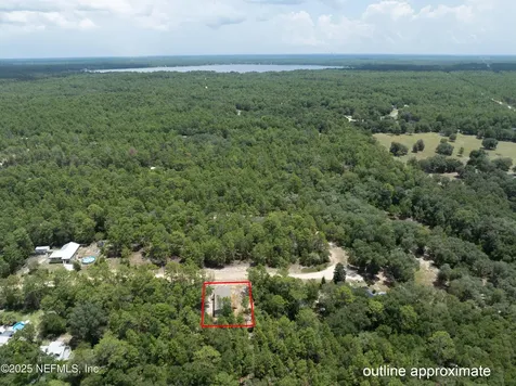 121 Kenny Lane Florahome FL 32140
