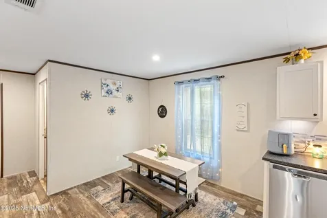 121 Kenny Lane Florahome FL 32140