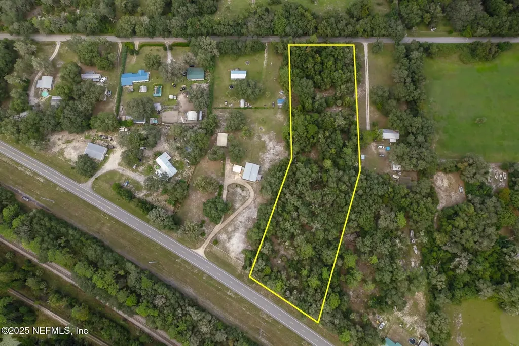 1558 Highway 17 Pomona Park FL 32181