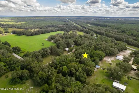 1558 Highway 17 Pomona Park FL 32181