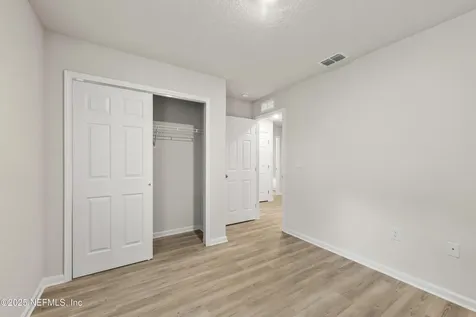 2221 College Circle S Jacksonville FL 32209