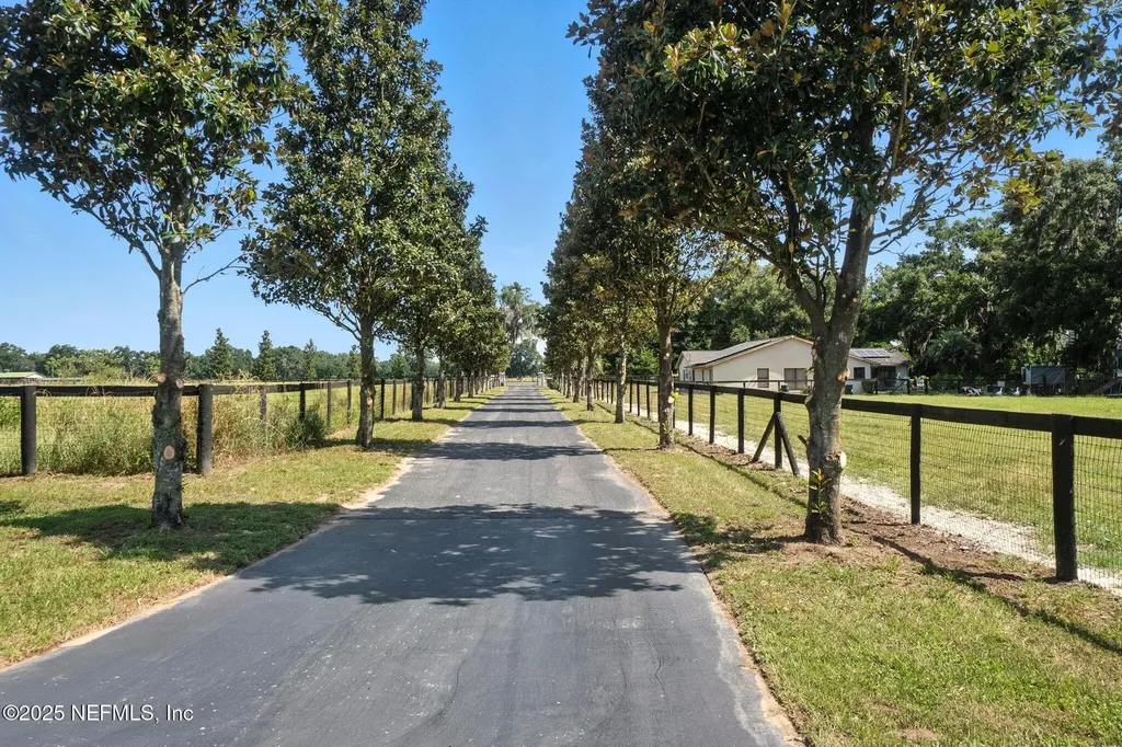 1960 SE 150th Street Summerfield FL 34491