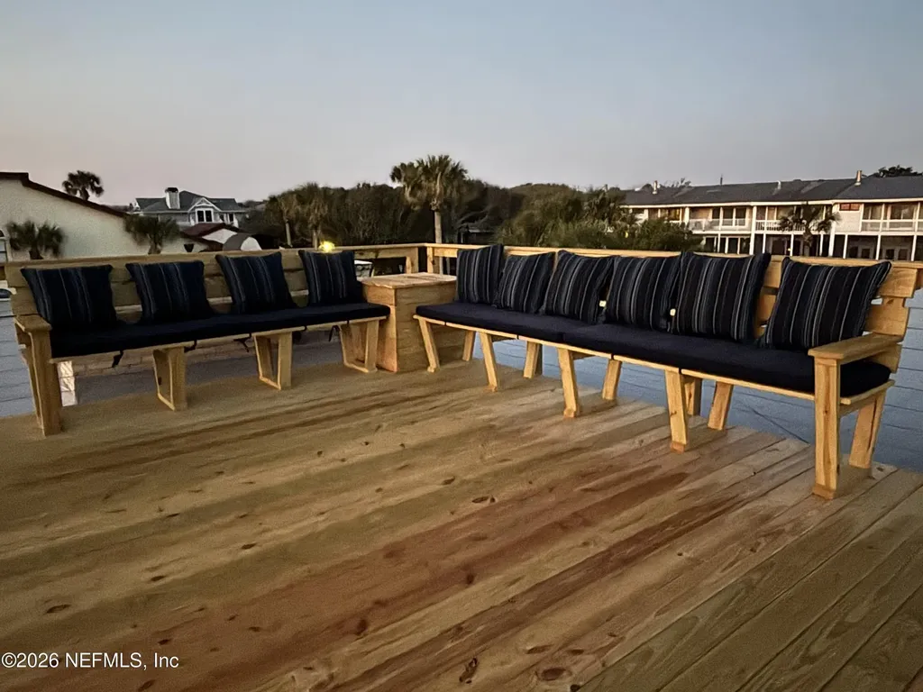 2337 Seminole Road Atlantic Beach FL 32233