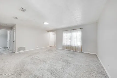 6149 Post Oak Road W Jacksonville FL 32277