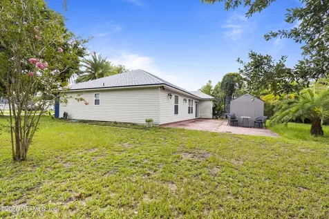 6773 Plum Lake Drive N Jacksonville FL 32222