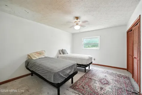 943 Noah Road Jacksonville FL 32218