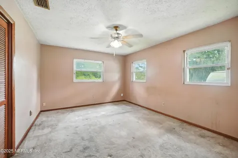 943 Noah Road Jacksonville FL 32218