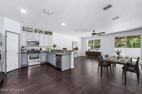 11738 Lake Bend Circle Jacksonville FL 32218
