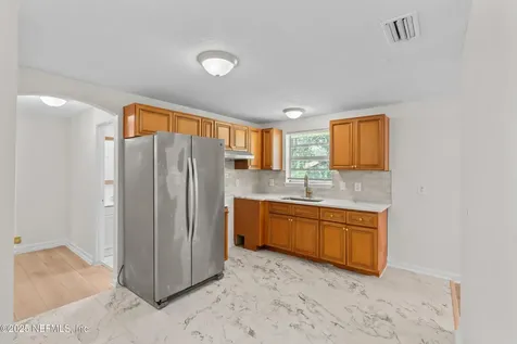 1457 Bassett Road Jacksonville FL 32208