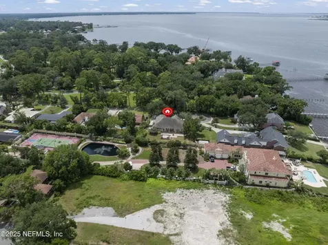 1397 Caddell Drive Jacksonville FL 32217