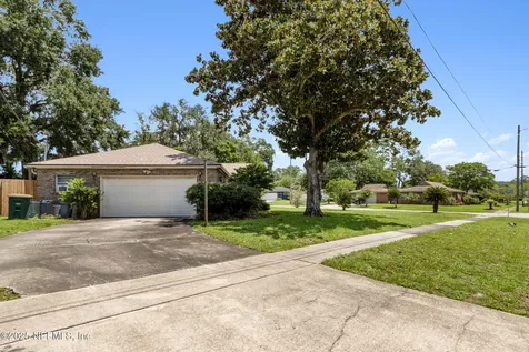 1110 Jamaica Road W Jacksonville FL 32216