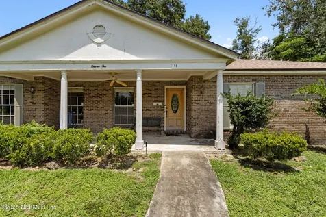 1110 Jamaica Road W Jacksonville FL 32216