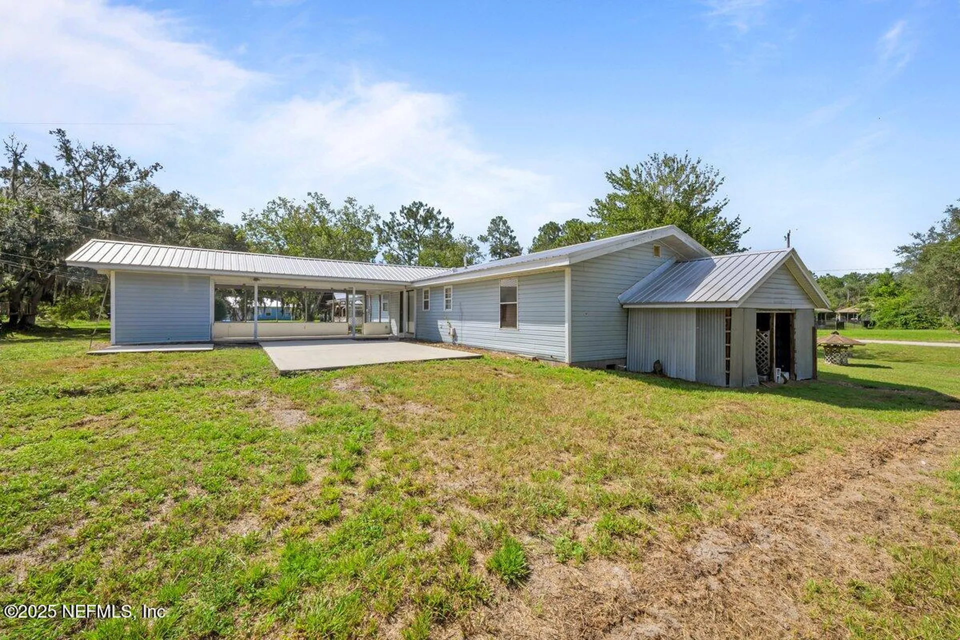 124 E Grandview Drive East Palatka FL 32131