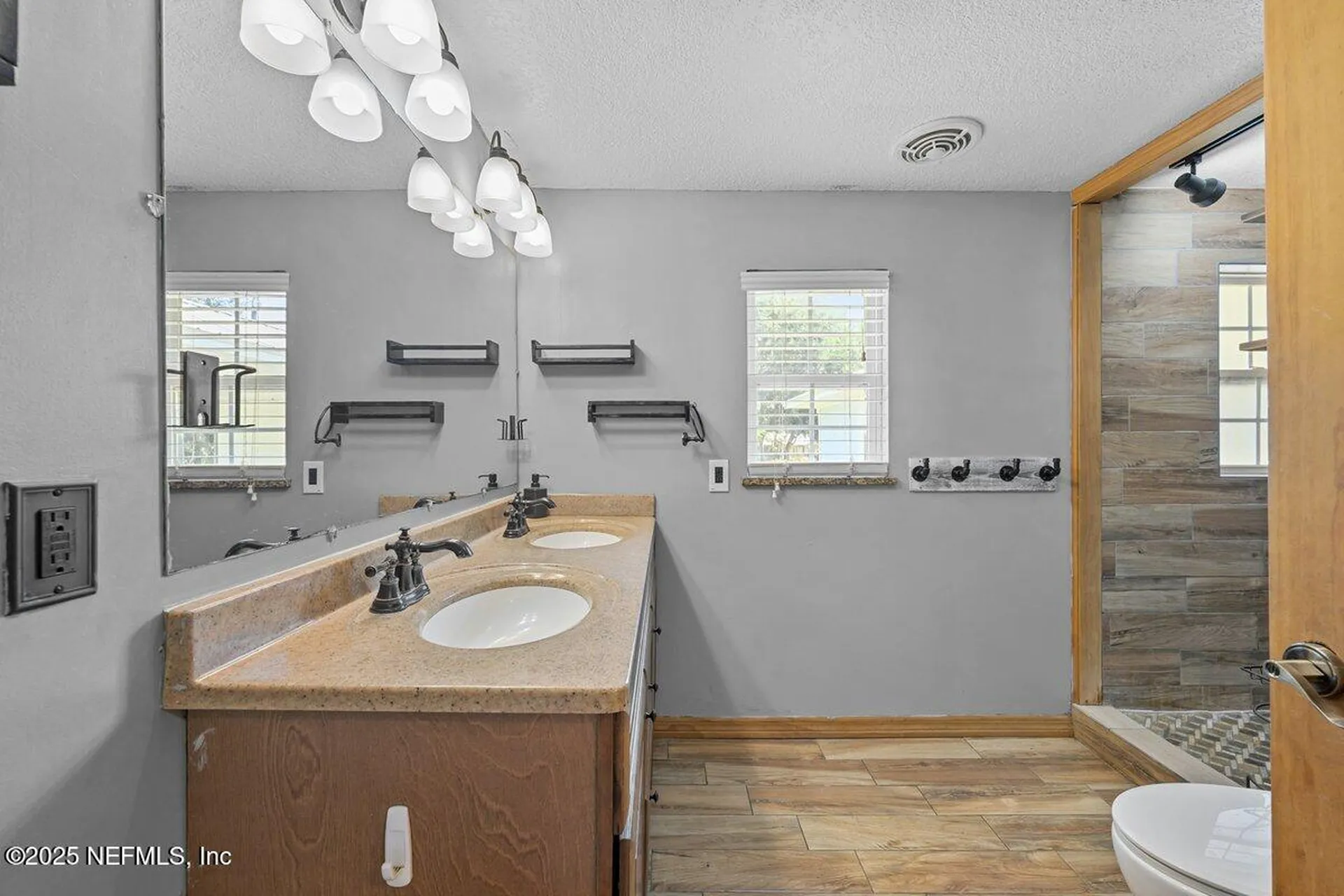 124 E Grandview Drive East Palatka FL 32131