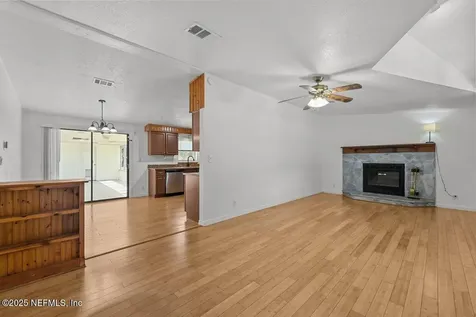 124 E Grandview Drive East Palatka FL 32131