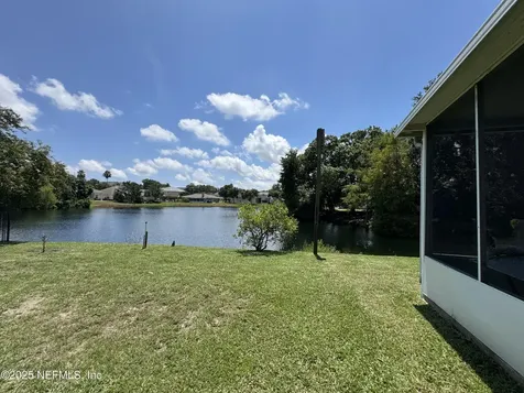 8268 Catfield Court Jacksonville FL 32277