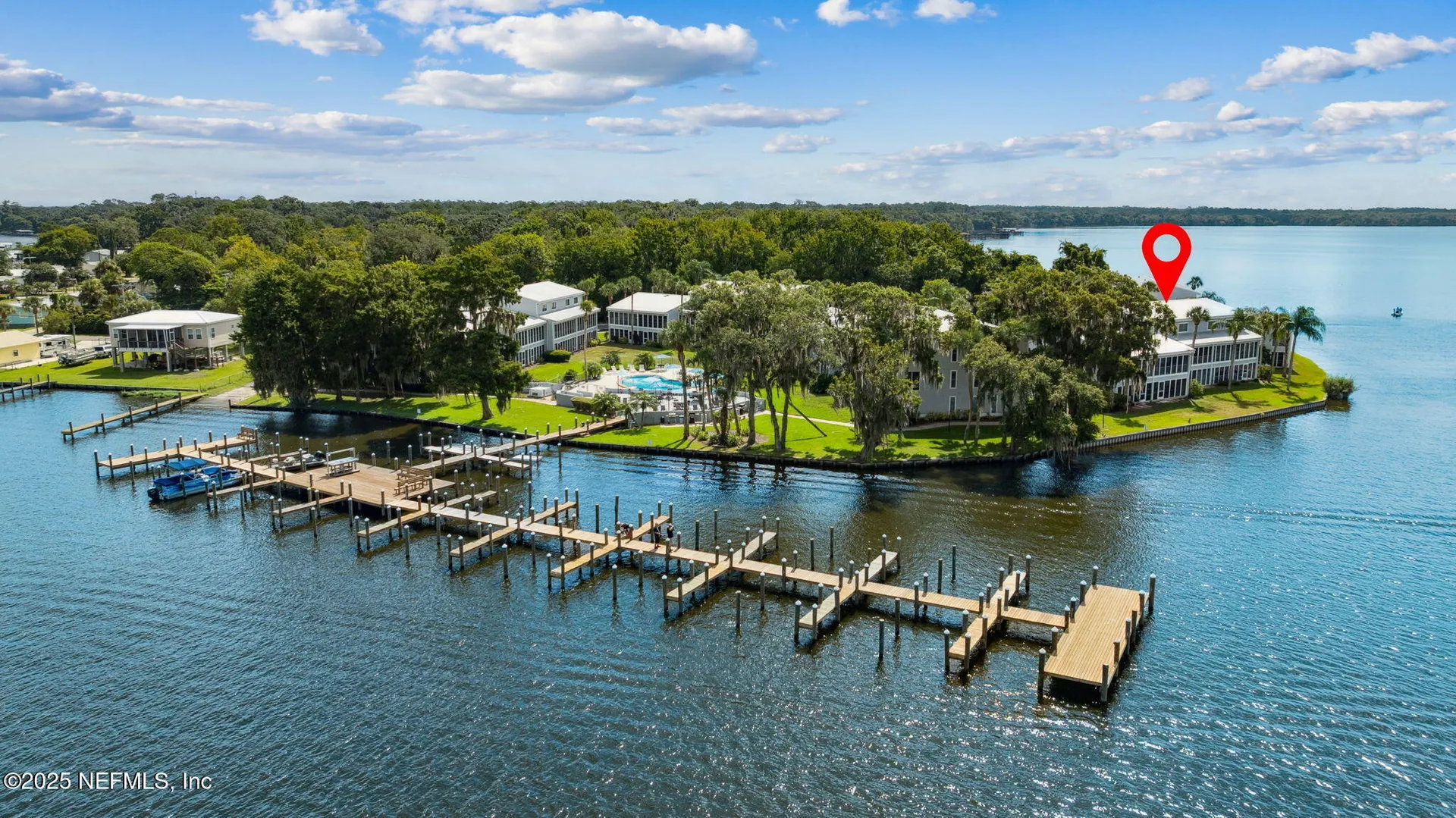 125 River Bend Place Welaka FL 32193