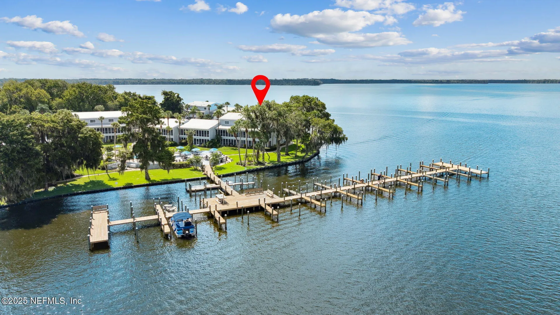 125 River Bend Place Welaka FL 32193