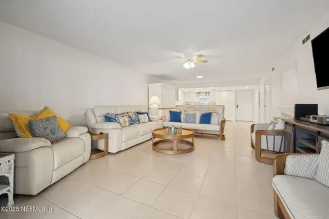 125 River Bend Place Welaka FL 32193