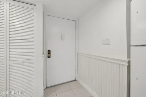 125 River Bend Place Welaka FL 32193