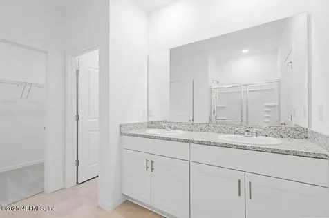 8131 Archibald Terrace Jacksonville FL 32219