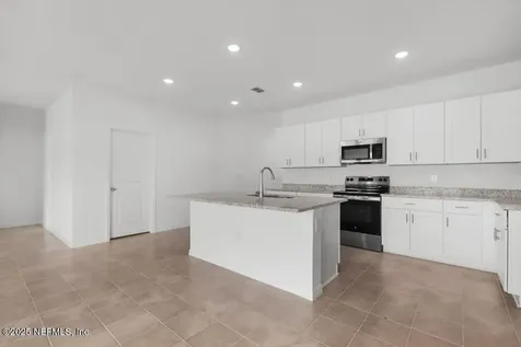 8131 Archibald Terrace Jacksonville FL 32219