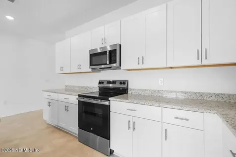 8131 Archibald Terrace Jacksonville FL 32219