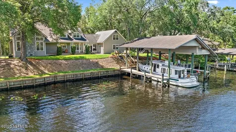 2820 Oakland Drive Green Cove Springs FL 32043