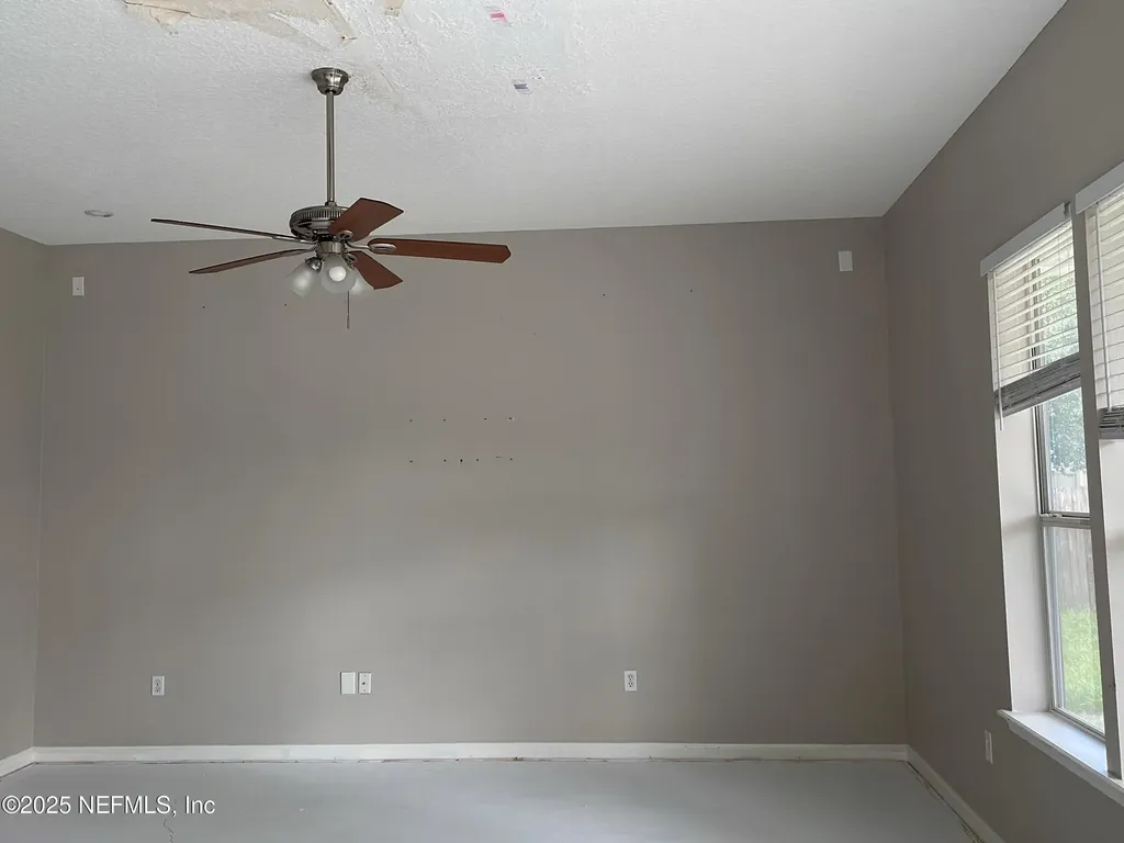 9286 Sharnbrook Lane Jacksonville FL 32244