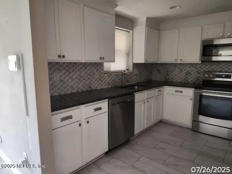 6401 Kinlock Drive Jacksonville FL 32219