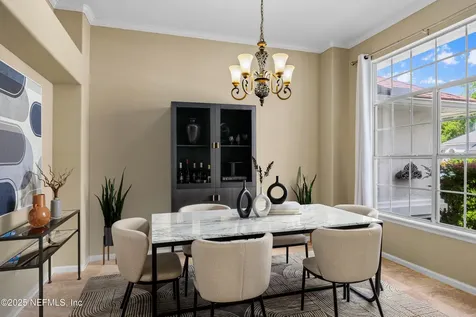2534 Beautyberry Circle E Jacksonville FL 32246