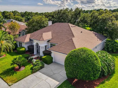 2534 Beautyberry Circle E Jacksonville FL 32246