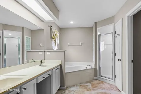 2534 Beautyberry Circle E Jacksonville FL 32246
