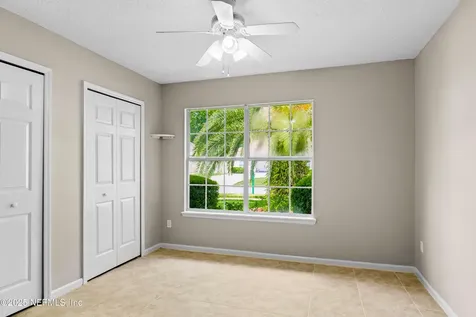 2534 Beautyberry Circle E Jacksonville FL 32246