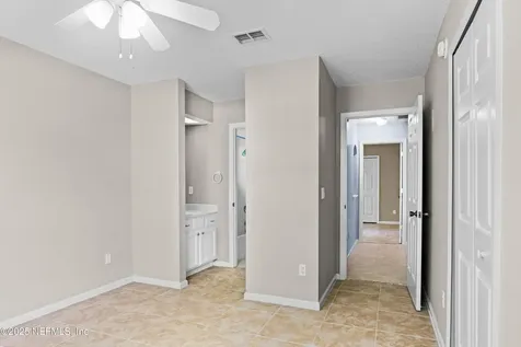 2534 Beautyberry Circle E Jacksonville FL 32246