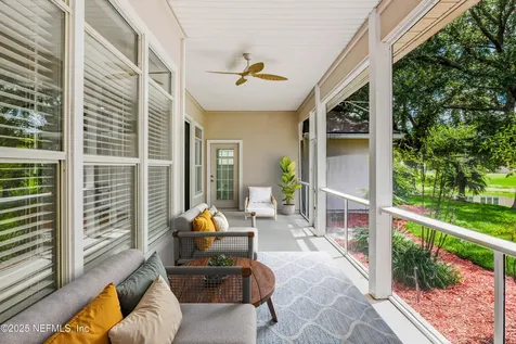 2534 Beautyberry Circle E Jacksonville FL 32246