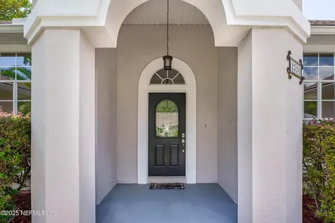 2534 Beautyberry Circle E Jacksonville FL 32246