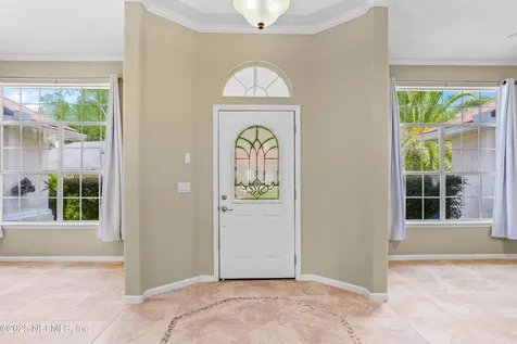 2534 Beautyberry Circle E Jacksonville FL 32246
