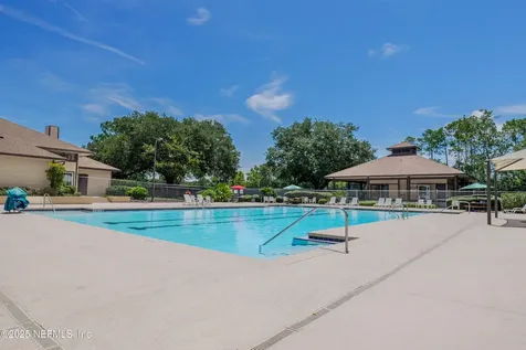 2534 Beautyberry Circle E Jacksonville FL 32246