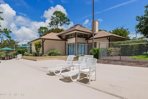 2534 Beautyberry Circle E Jacksonville FL 32246